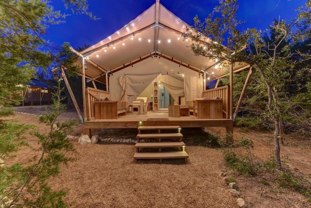 Hotel 12 Fires Luxury Glamping With Heating #5 Johnson City Exterior foto